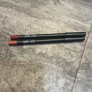 SAINT LUXE BEAUTY Lip Liner Duo
Moscato + Vino